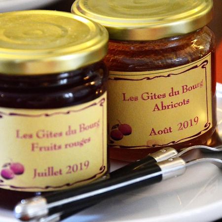 Les Gites Du Bourg Vitrac  Eksteriør billede